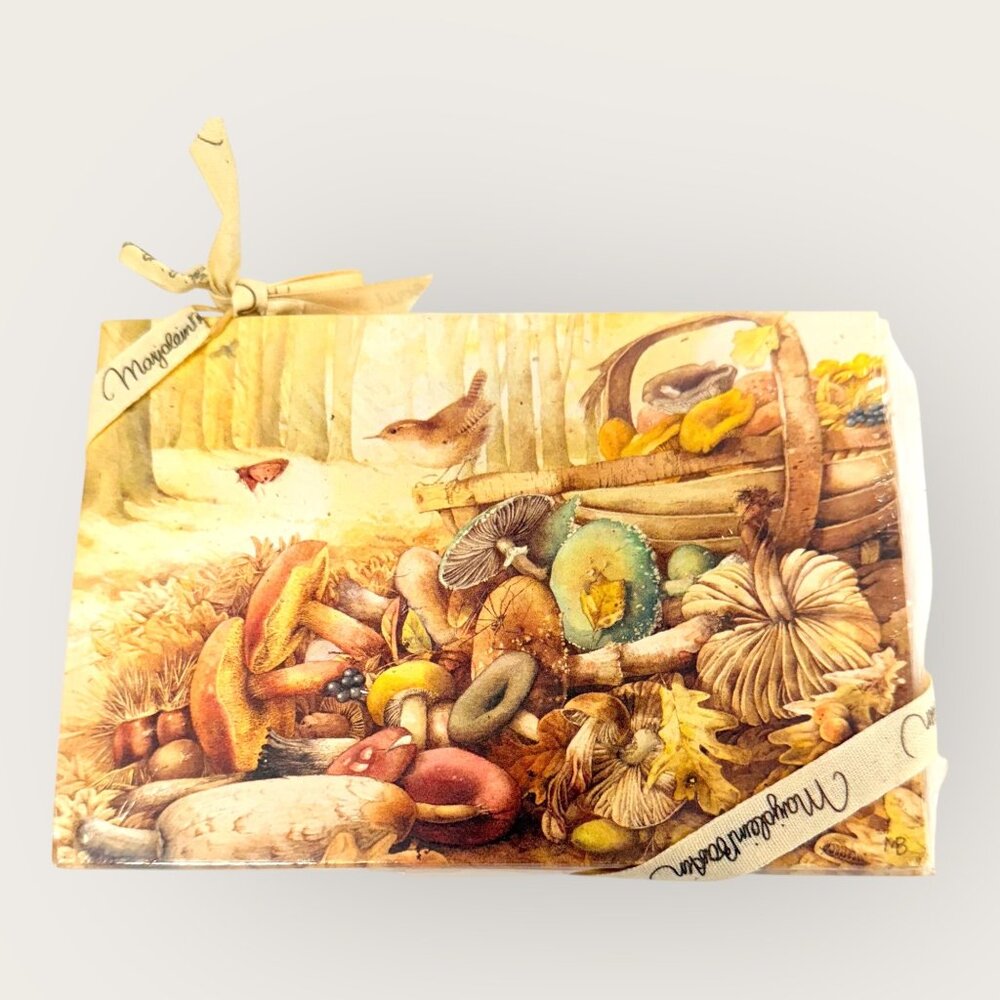 Vintage Hallmark Marjolein Bastin Mushroom Themed 10 Note Cards Set